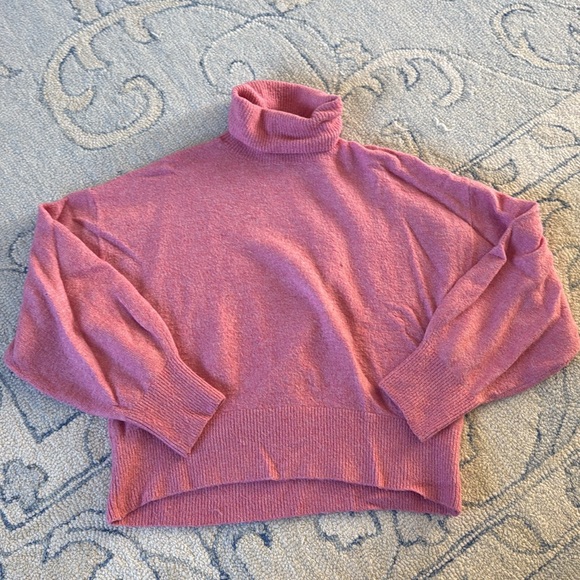 Chunky Pink Sweater H&M size small - Picture 3 of 6